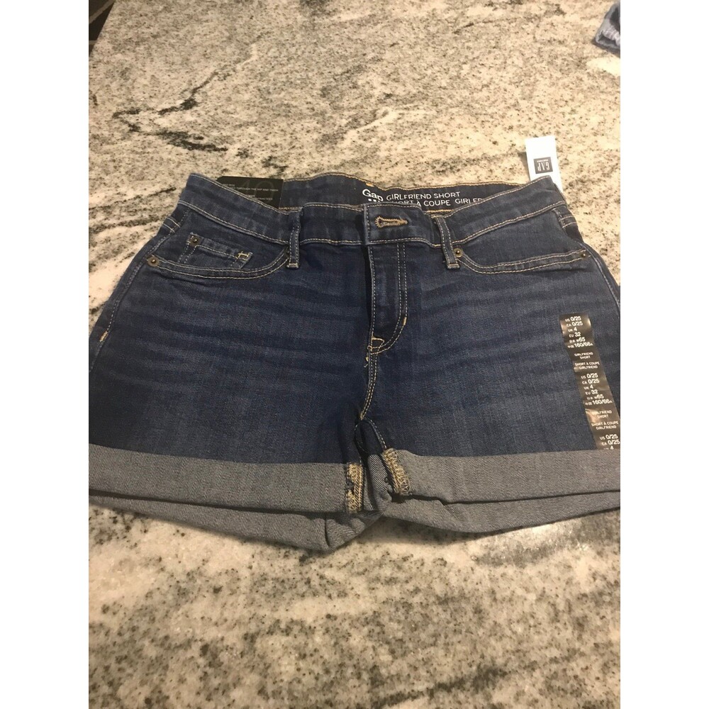 Gap girlfriend short nwt
